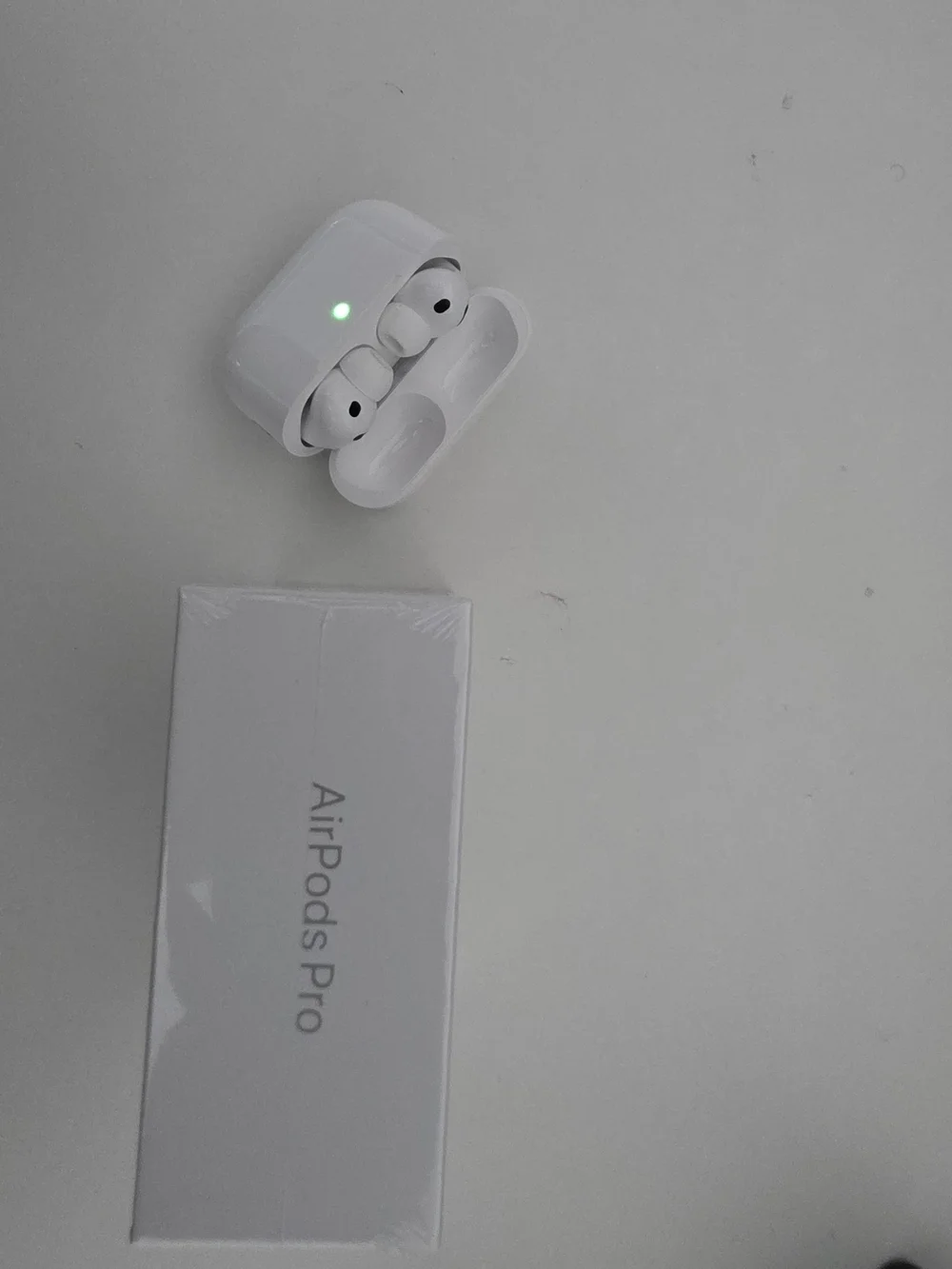Apple Wireless Earbuds and Charging Case in White